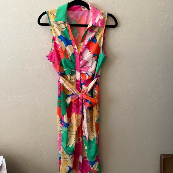 Amazon Vibrant Tropical Floral Sleeveless Button-Down Midi Dress with Waist Tie - Picture 2 of 5